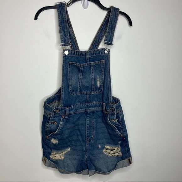 Divided H&M distressed Shortalls size 6 - Picture 1 of 6